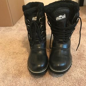 Black faux fur duck boots